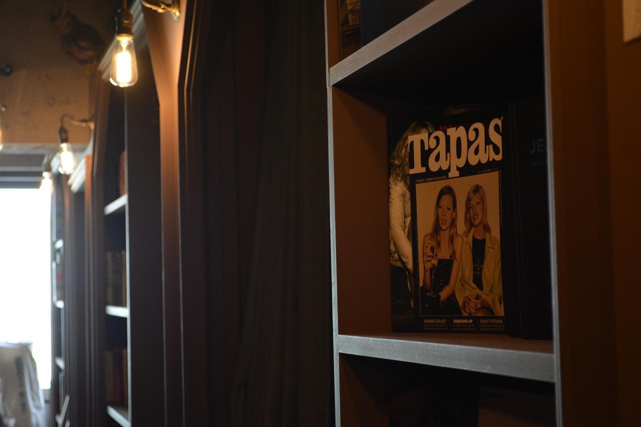 Book Tea Bed Ginza Hostel โตเกียว ภายนอก รูปภาพ